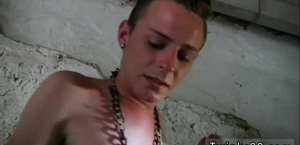  Homeless gay porn Pretty Boy Gets Fucked Raw